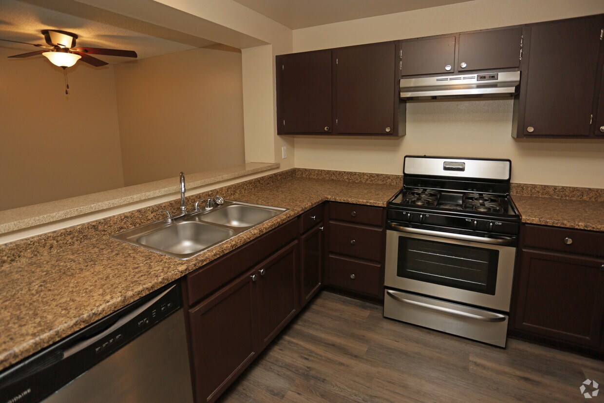 Village Drive Apartment Homes Fontana