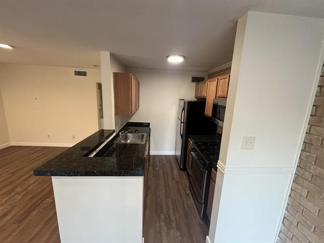 Foto del edificio - 4107 Avondale Ave