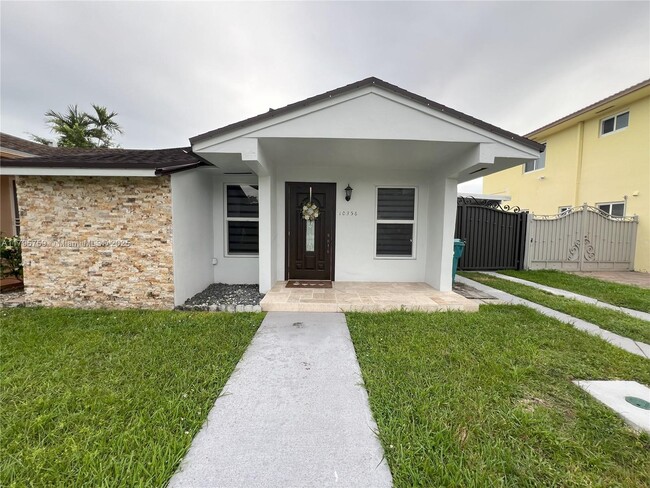 Foto del edificio - 10356 SW 11th Terrace