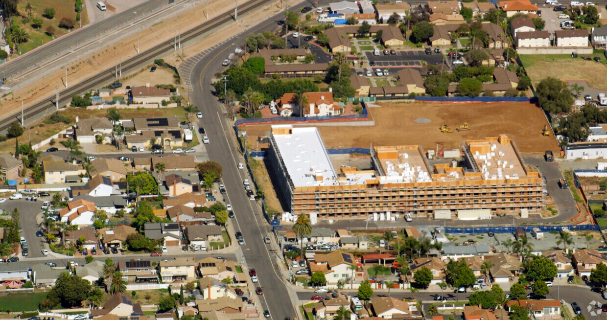 Foto de investigación aérea - Vista Lane Family Homes