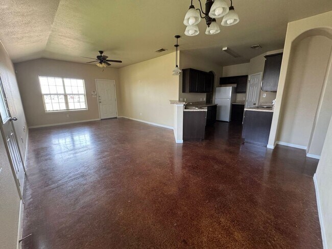 Building Photo - 4305 Cambridge Dr