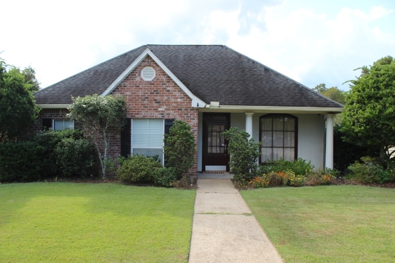 Primary Photo - 17503 Les Chenier Blvd