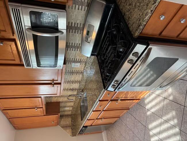 Foto del edificio - 7314 S Oak St