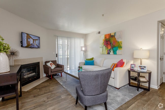 2HAB, 2BA - 903 ft² - Ascent Apartments