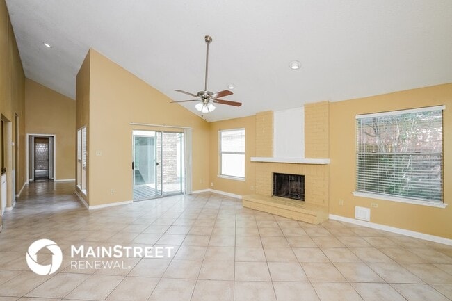 Foto del edificio - 3807 Mountain Rose Ln