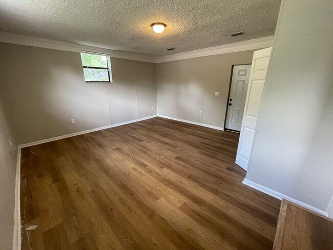 Foto del edificio - **4/2 Single Family home Available Now!!**