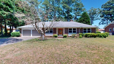 Building Photo - 5904 Weatherford Rd