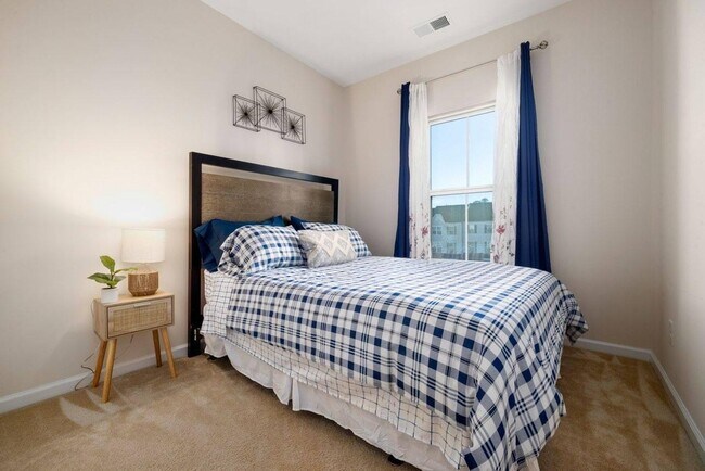 Foto del edificio - 543 Pemberwich Pl