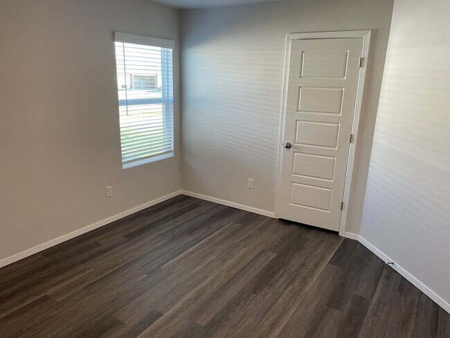 Building Photo - *Home For the Holidays Special* BRAND NEW ...