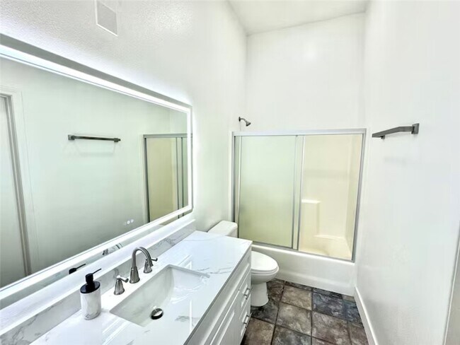 Foto del edificio - 123 6th St