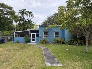 Building Photo - 6511 SW 63rd Ct
