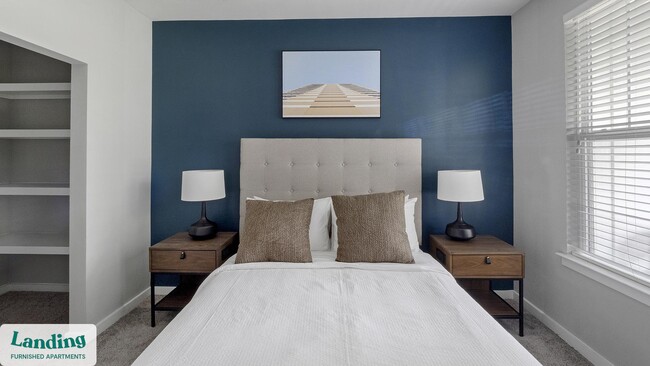 Building Photo - 115 Great Lawn Dr