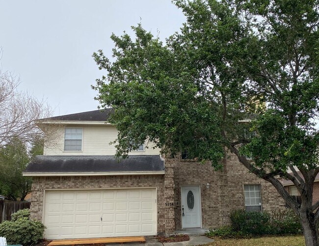 Building Photo - NEW RENTAL!