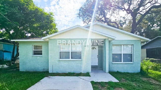 Building Photo - 8719 N Brooks St