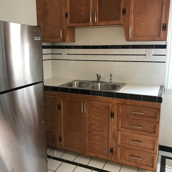 Foto principal - 641 N Spaulding Ave