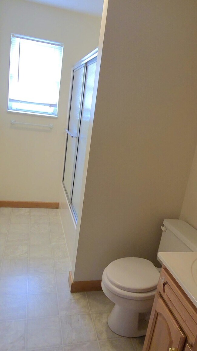 Building Photo - ST Mary's 319 Washington Campus