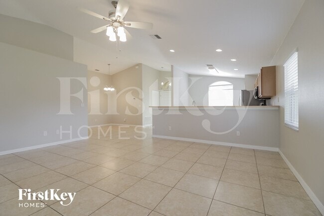 Building Photo - 1319 Macon Dr