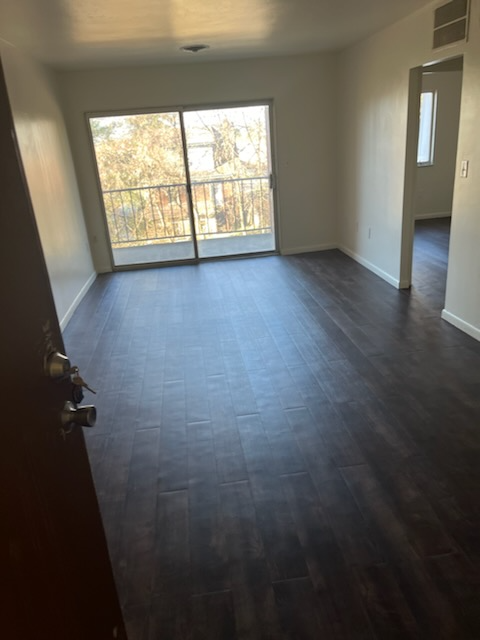 Foto principal - 4805 Glenway Ave