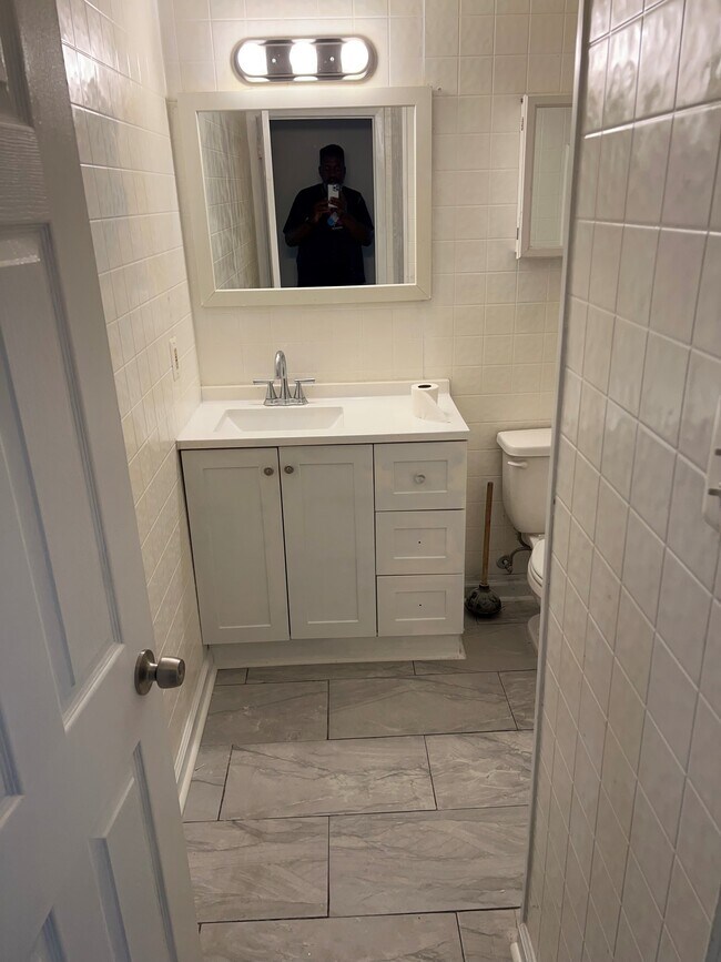 275 Green St Unit 5L7, Beverly, NJ 08010 Condo for Rent in Beverly