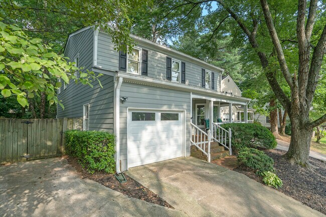 Building Photo - 1363 Oakengate Dr