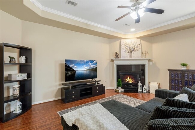 Foto del edificio - 5343 Oak Cove Dr
