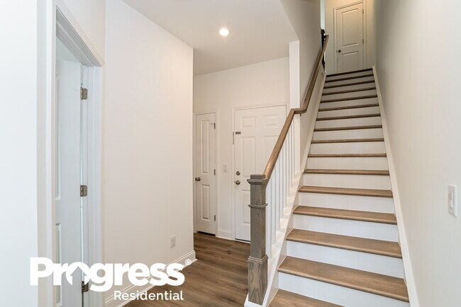 Building Photo - 552 Ethridge Pl