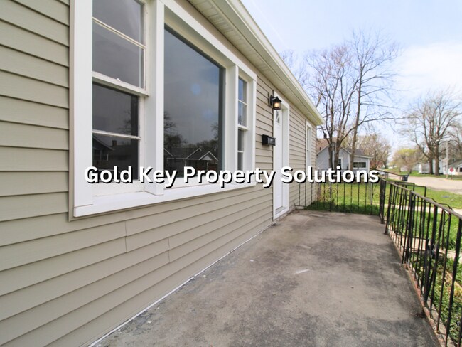 Foto del edificio - Remodeled 2 BR 1BA House with Garage (NO SECTION 8)