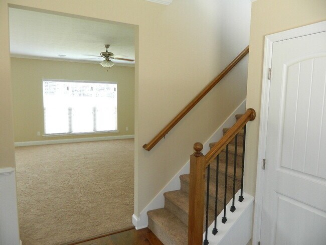 Foto del edificio - 5574 Connor Dr