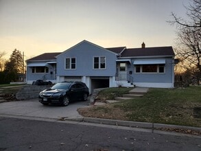 Building Photo - 1521-1525 Oxford St N