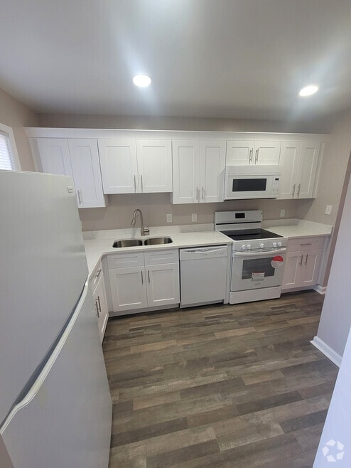 Building Photo - Hartwell Cove Apartments