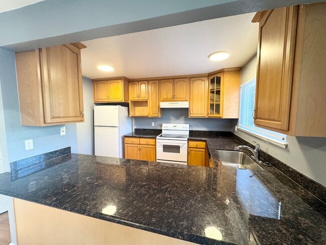 Foto del edificio - Perfect Shape Great Size Condo in San Ramon