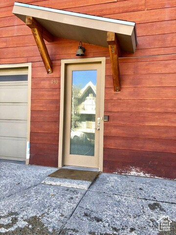 Building Photo - 430 Aspen Dr