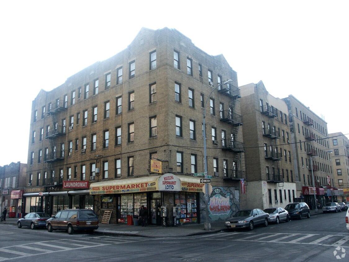 Foto del edificio - 1770-1772 E 172nd St