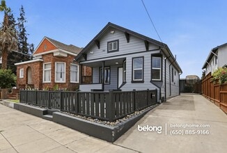 Building Photo - 1395 Vine St
