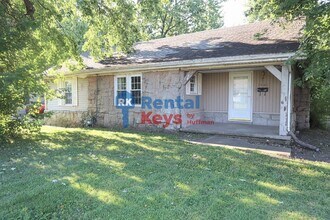 Building Photo - 1401 E Missouri St