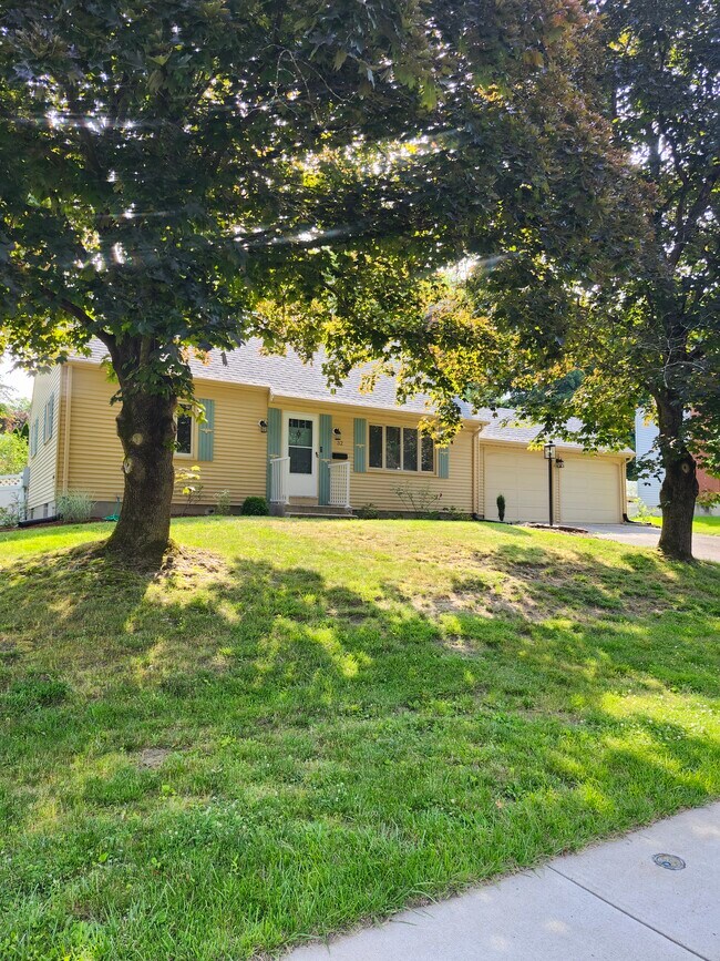 Foto del edificio - 32 St James Ave