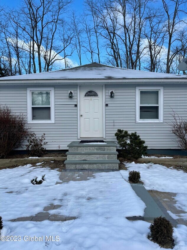 150 Old Rte 22 Unit 1, Copake, NY 12516 Room for Rent in Copake, NY