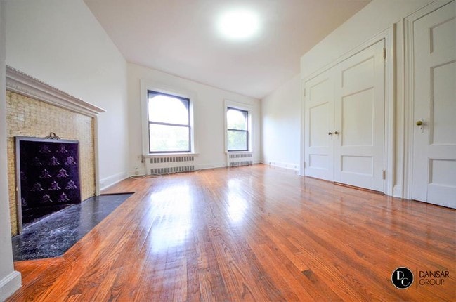 Building Photo - 104 Riverside Drive