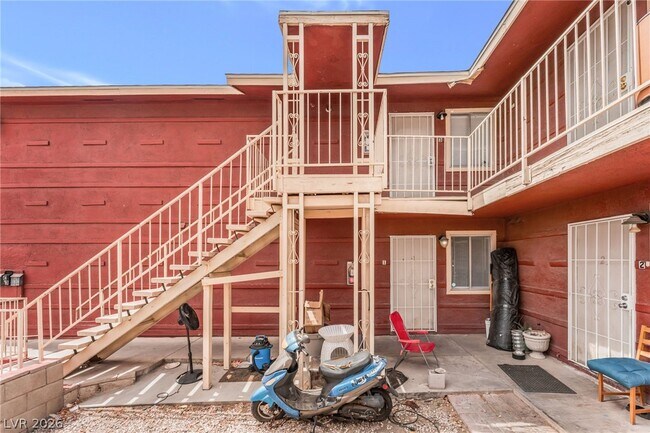 Foto del edificio - 375 N 15th St
