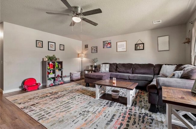 Living Room - 707 E Eastview Dr