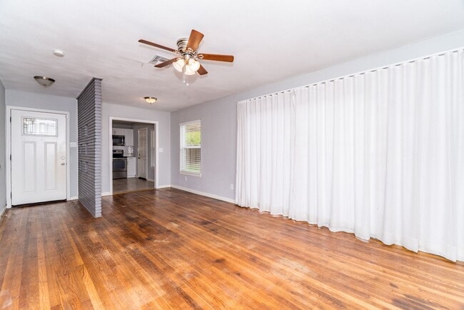 Building Photo - 467 Shannon Lee St