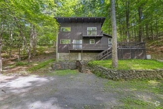 Building Photo - 273 Grog Kill Rd