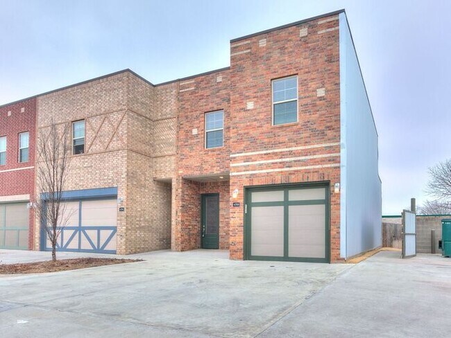 Building Photo - West Normans Best Kept Secret!