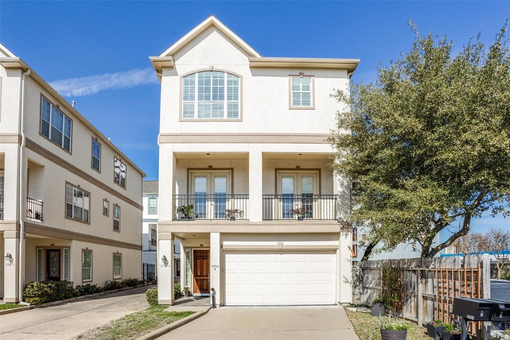 Foto principal - 5714 Val Verde St