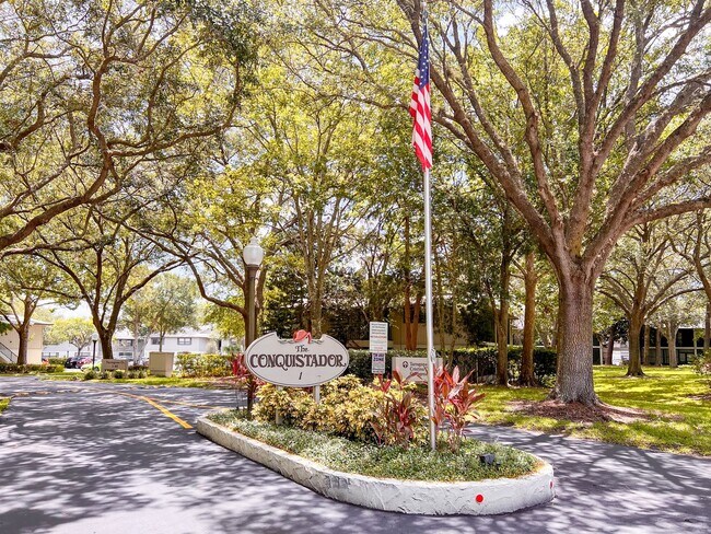 Building Photo - Comfortable Condo Living in St. Augustine Shores