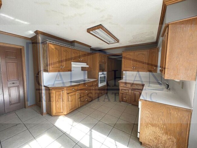 Foto del edificio - Lakewood 5 Bedroom