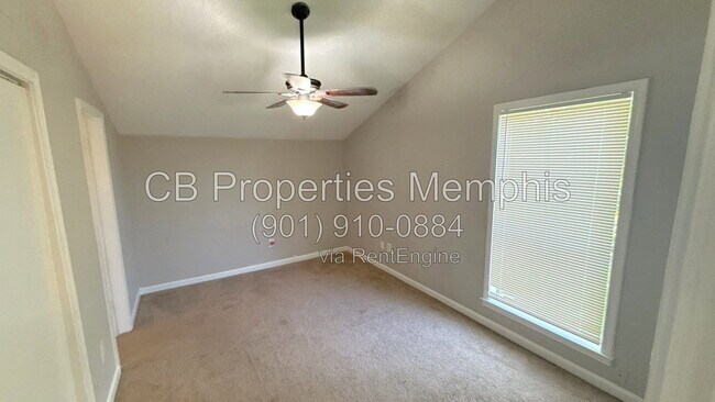 Foto del edificio - 3136 Sycamore View Rd