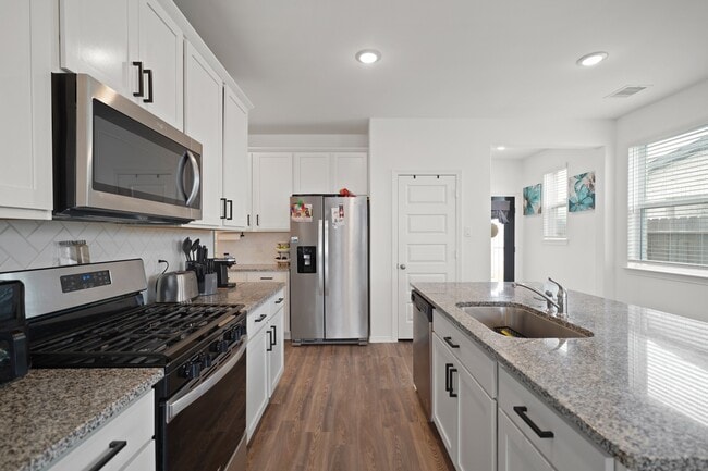 Building Photo - 5958 First Blush Dr