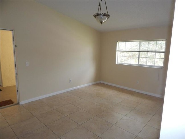 Building Photo - 3600 N 56th Ave