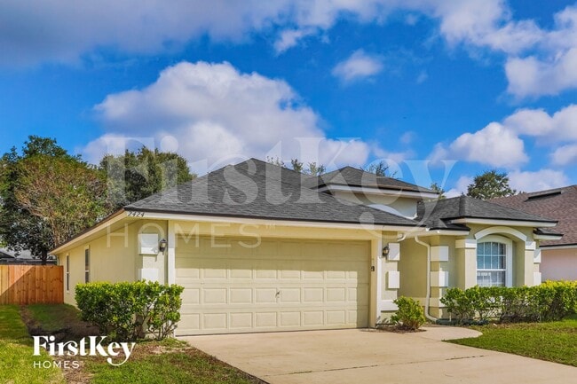 Building Photo - 2424 Willowbend Dr